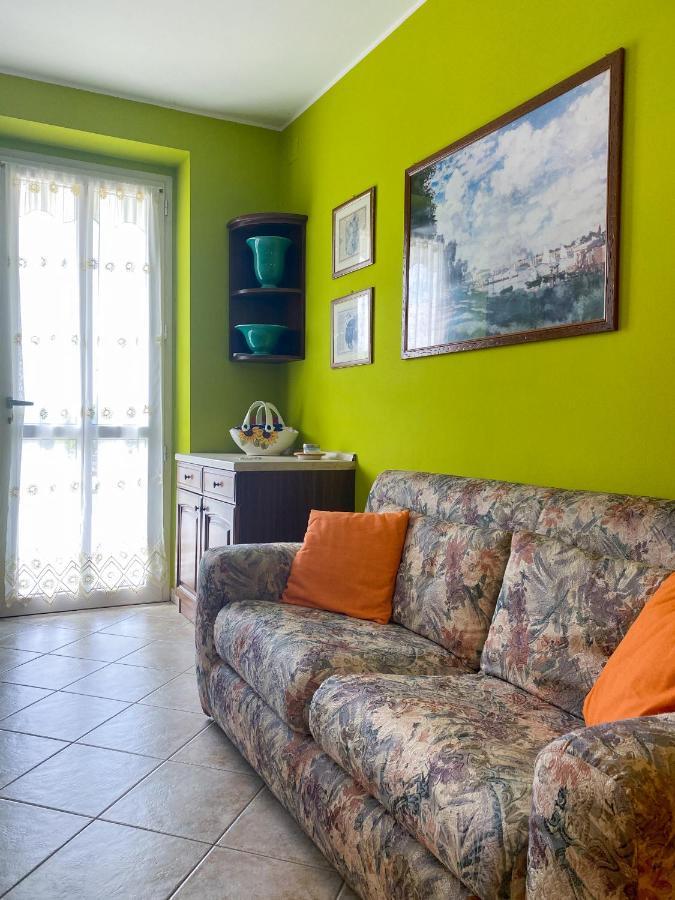 Apartamento Sunny House Diano dʼAlba Exterior foto